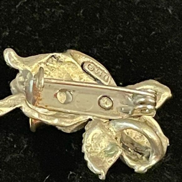Vintage 1995 David Monn pewter gold plated Angel Blowing Trumpet pin brooch - Picture 3 of 6
